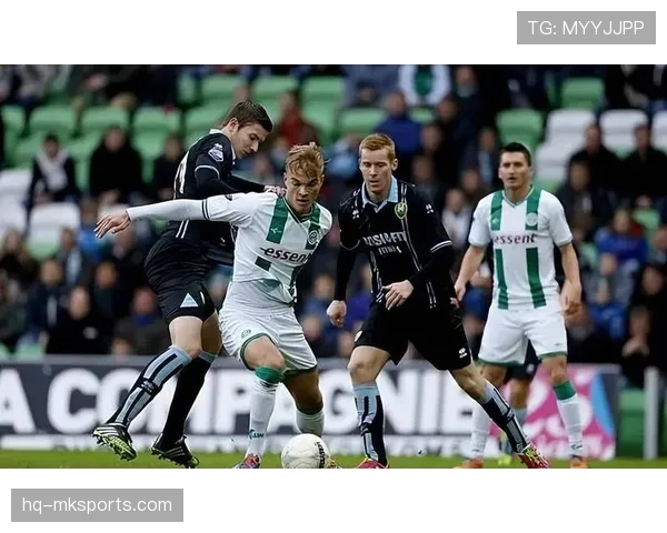 莱切锋线小将卡马达十七岁临危受命 保级压力下青春风暴能否奏效