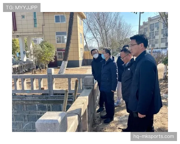 连云港队要求边后卫减少前插频率，形成双层防守网应对反击